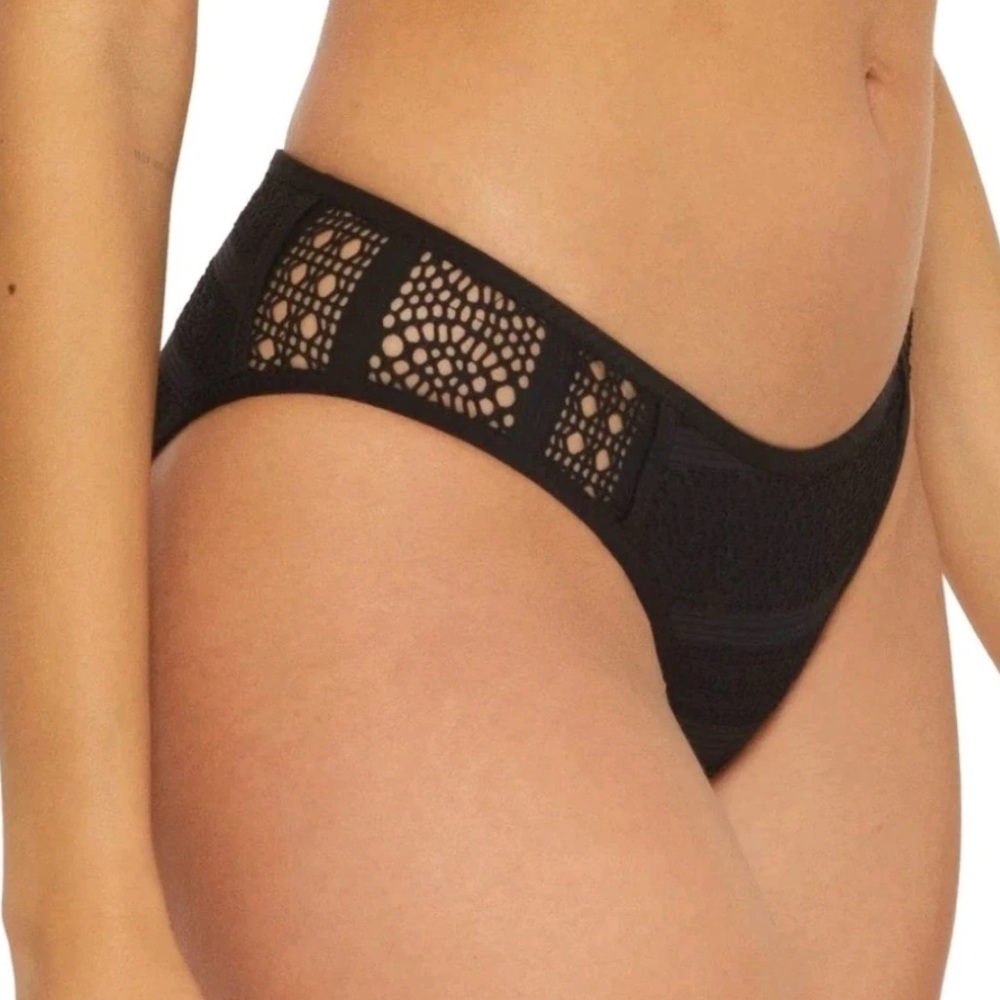 Becca Rebecca Virtue Color Play Crochet Adela Hipster Bikini Bottoms SZ XS NWT